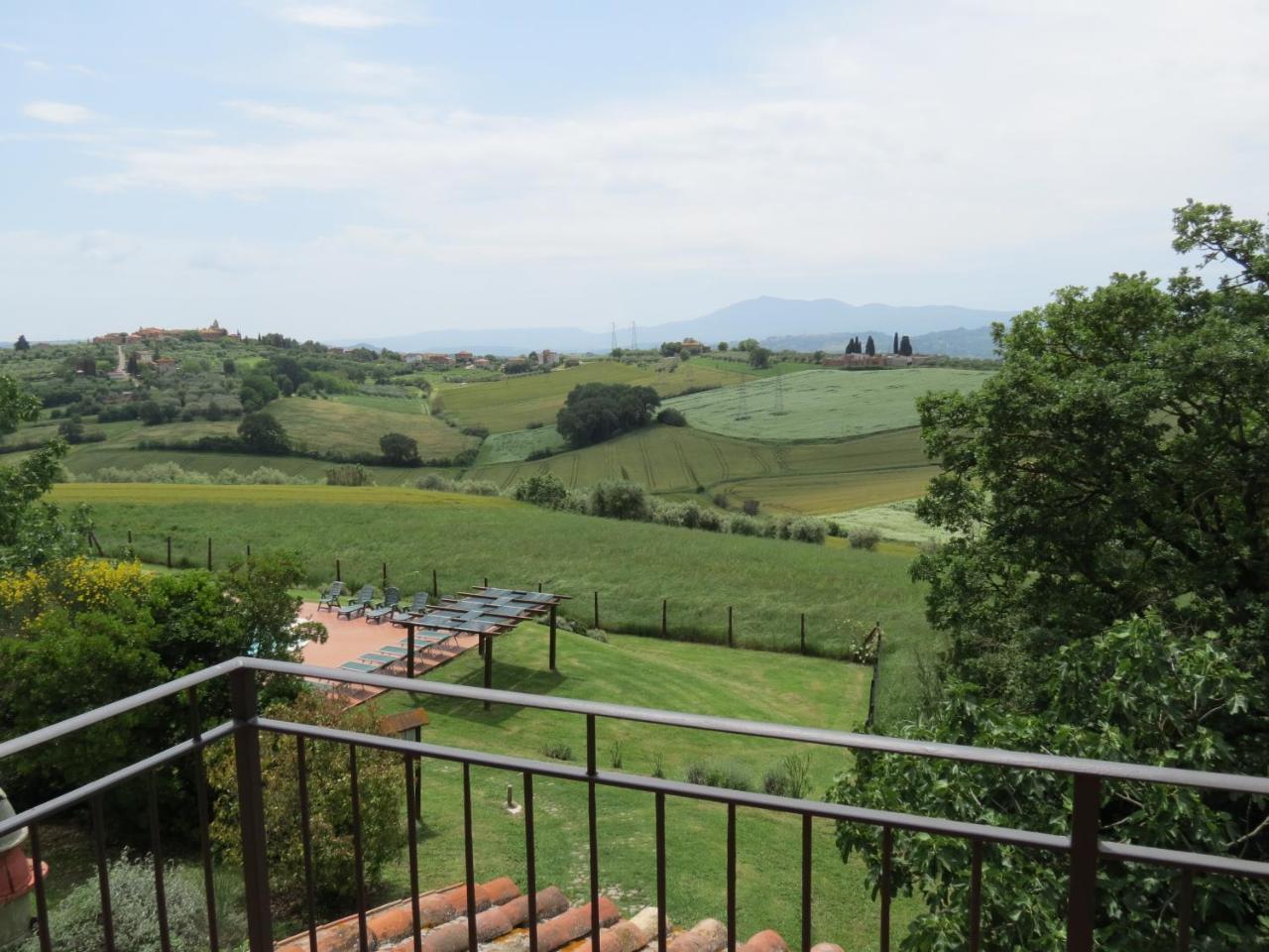 Agriturismo Borgo Del Papa Badia  Exterior photo